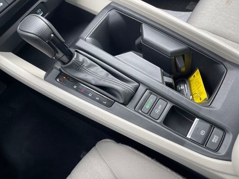 Used 2025 Honda Accord LX image 30