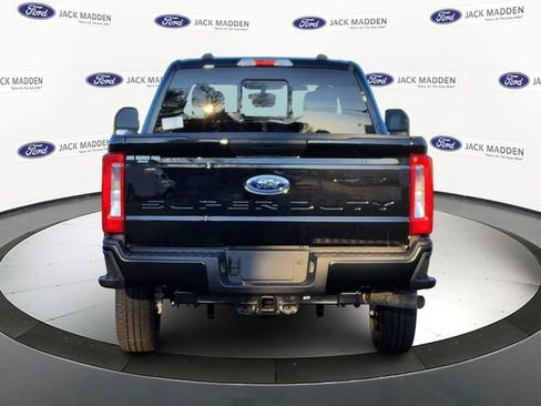 New 2026 Ford F350 XLT w/ FX4 Off-Road Package image 4