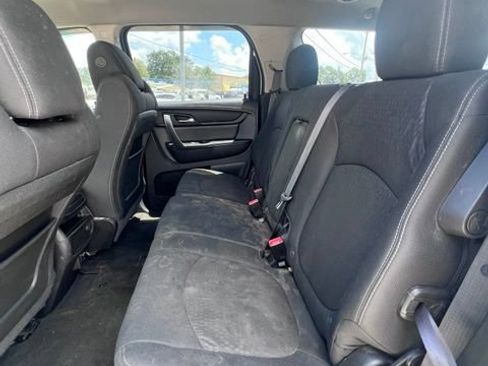 Used 2015 GMC Acadia SLE FWD image 9