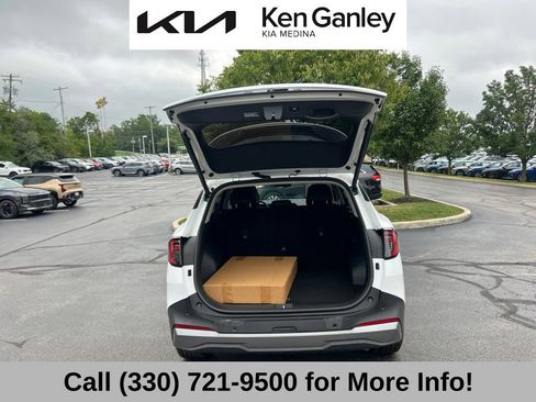 Certified 2026 Kia Sportage EX w/ EX Panorama Roof Package FWD image 48