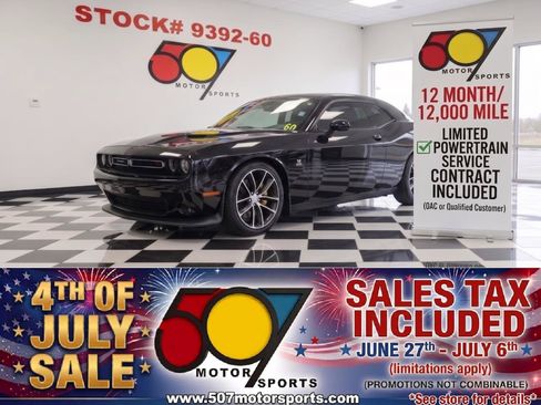 Used 2015 Dodge Challenger R/T Scat Pack w/ Leather Interior Group RWD image 1