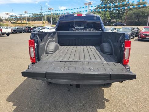 Certified 2022 Ford F250 Lariat w/ Black Appearance Package AWD/4WD image 8