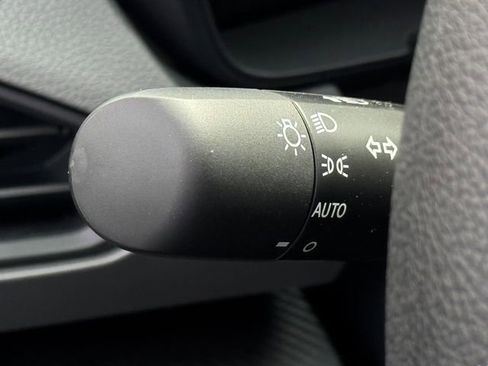 New 2026 Subaru Crosstrek 2.5i AWD/4WD image 13