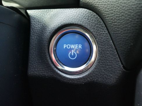 Used 2020 Toyota RAV4 Limited image 9