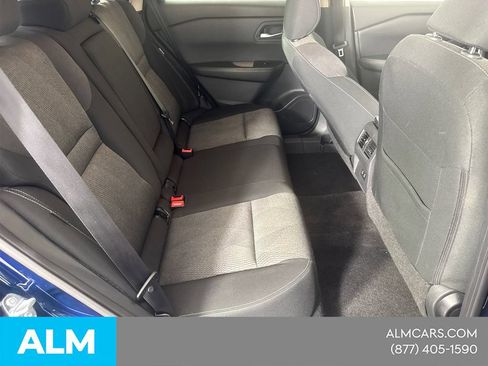 Used 2025 Nissan Rogue SV FWD image 19