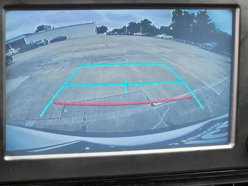 Used 2019 Toyota RAV4 LE FWD image 14