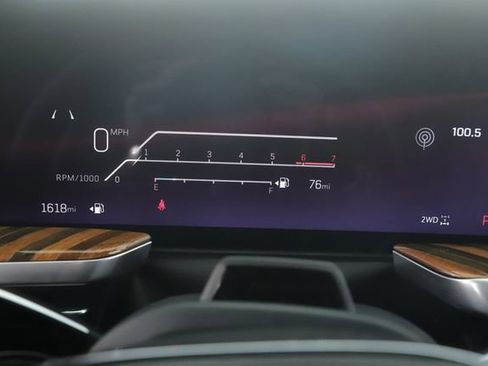 Used 2025 Cadillac Escalade ESV Sport Platinum image 22