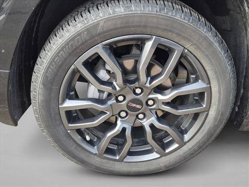 Used 2023 GMC Terrain Denali w/ Black Diamond Edition AWD/4WD image 15