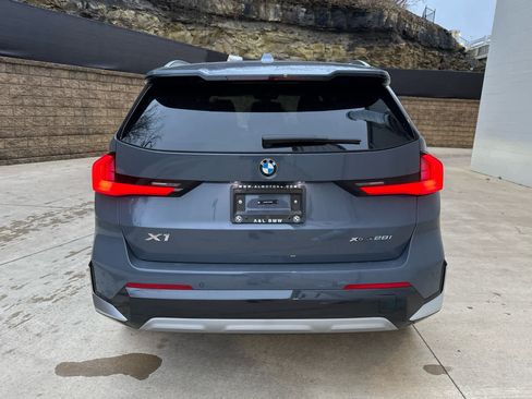 New 2026 BMW X1 xDrive28i w/ Convenience Package image 4