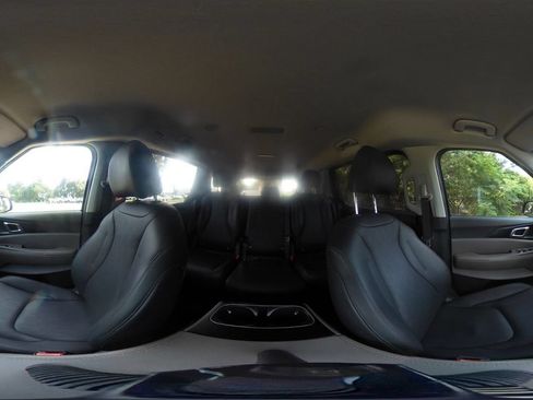 Used 2026 Kia Carnival FWD image 45