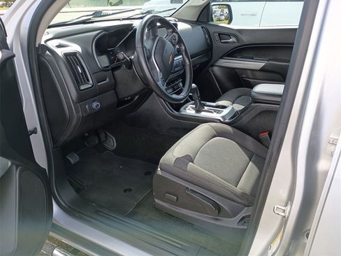 Used 2018 Chevrolet Colorado LT image 15