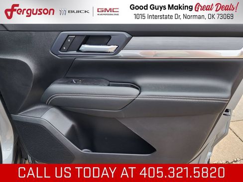 New 2026 GMC Terrain Elevation w/ Elevation Premium Package FWD image 36
