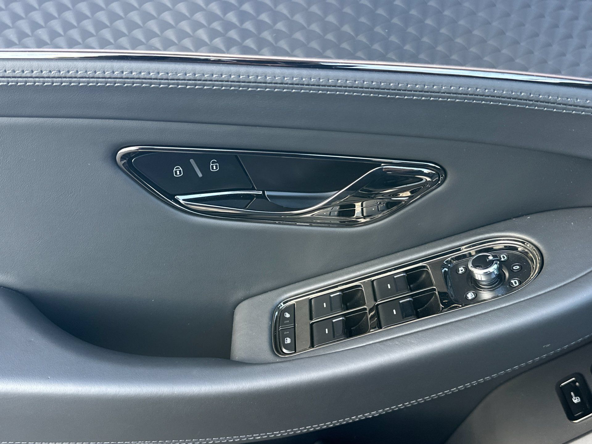 New 2026 Bentley Continental GT AWD/4WD image 15