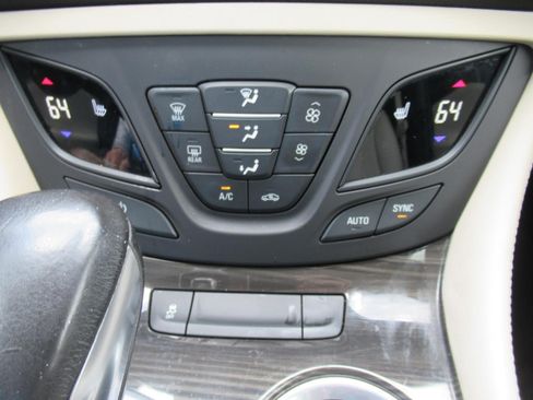 Used 2019 Buick Envision Preferred FWD image 26