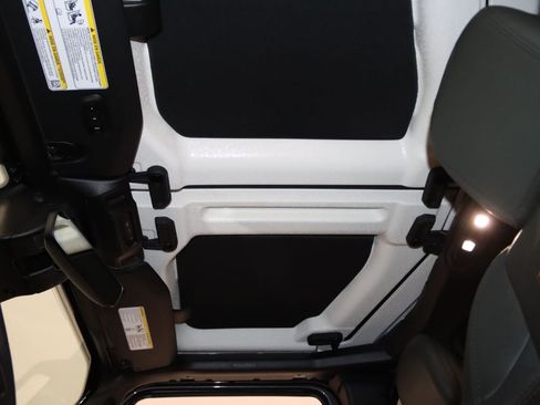 Used 2026 Jeep Gladiator Mojave AWD/4WD image 62