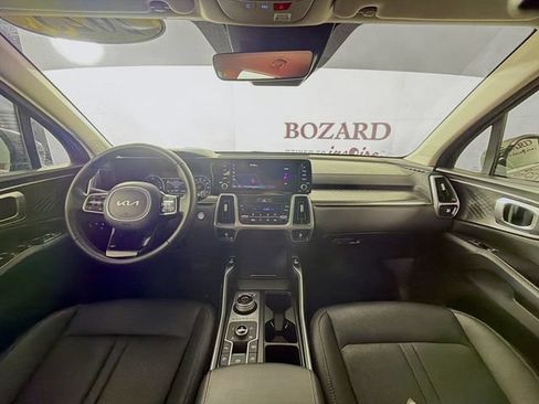 Used 2023 Kia Sorento EX AWD/4WD image 29