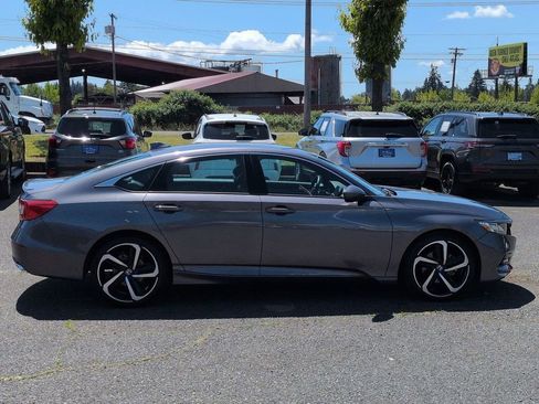 Used 2019 Honda Accord Sport image 6