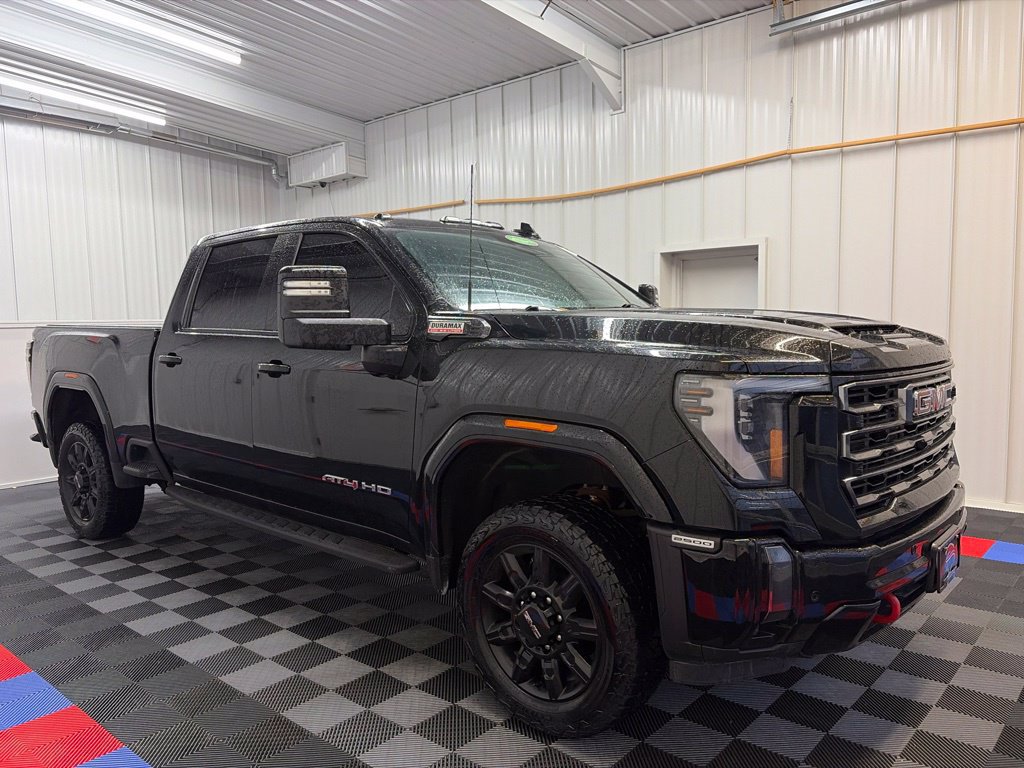 Used 2024 GMC Sierra 2500 AT4 w/ AT4 Preferred Package AWD/4WD image 3