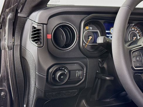 New 2026 Jeep Wrangler Unlimited Rubicon w/ Xtreme 35 Tire Package image 5