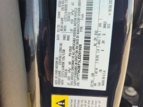 Used 2020 Ford F250 Platinum w/ FX4 Off-Road Package image 23