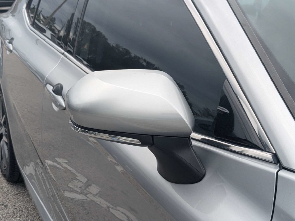 Used 2022 Toyota Camry XLE FWD image 11