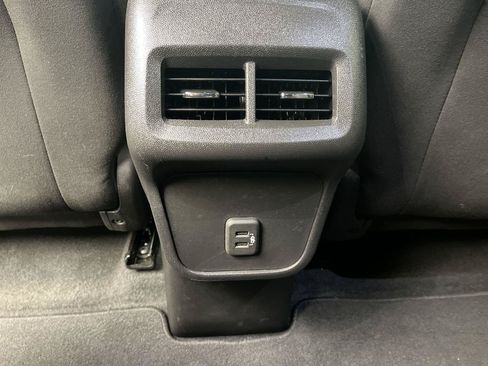 Used 2023 Chevrolet Equinox LS w/ LS Convenience Package AWD/4WD image 11