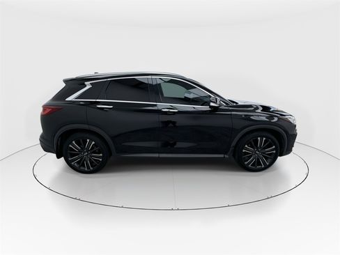 Used 2022 INFINITI QX50 Luxe w/ Appearance Package image 9