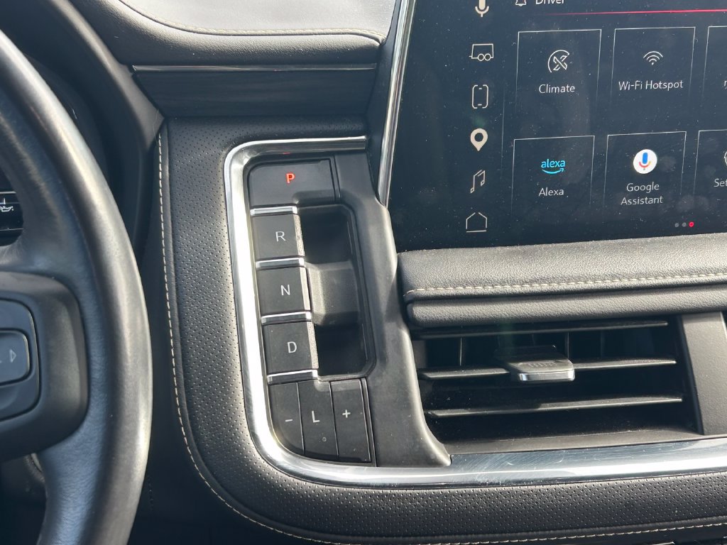 Used 2023 GMC Yukon XL SLT AWD/4WD image 21