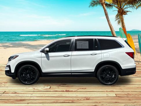 Used 2021 Honda Pilot Special Edition image 3