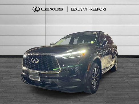 Used 2025 INFINITI QX60 Pure w/ Cargo Package AWD/4WD image 3