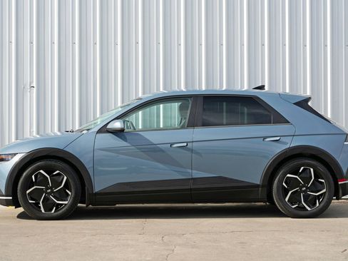 Used 2022 Hyundai Ioniq 5 SEL image 8