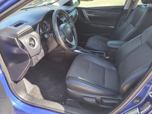 Used 2018 Toyota Corolla SE FWD image 13