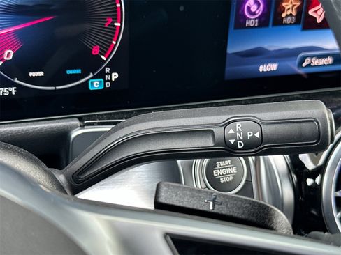 New 2025 Mercedes-Benz GLB 250 4MATIC image 22