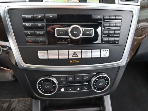 Used 2014 Mercedes-Benz ML 350 4MATIC image 27