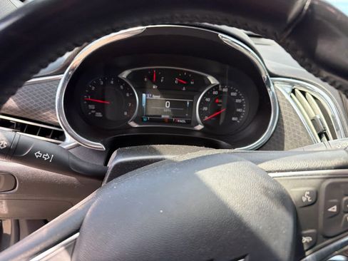 Used 2018 Chevrolet Malibu LT image 10