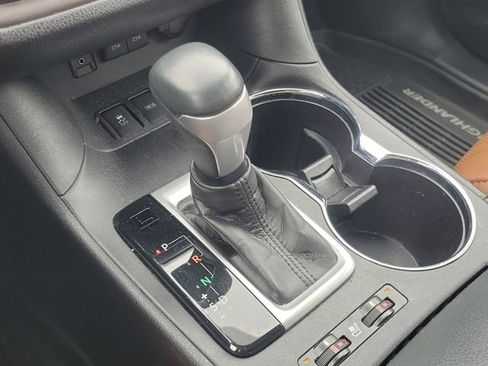 Used 2018 Toyota Highlander Limited Platinum image 36