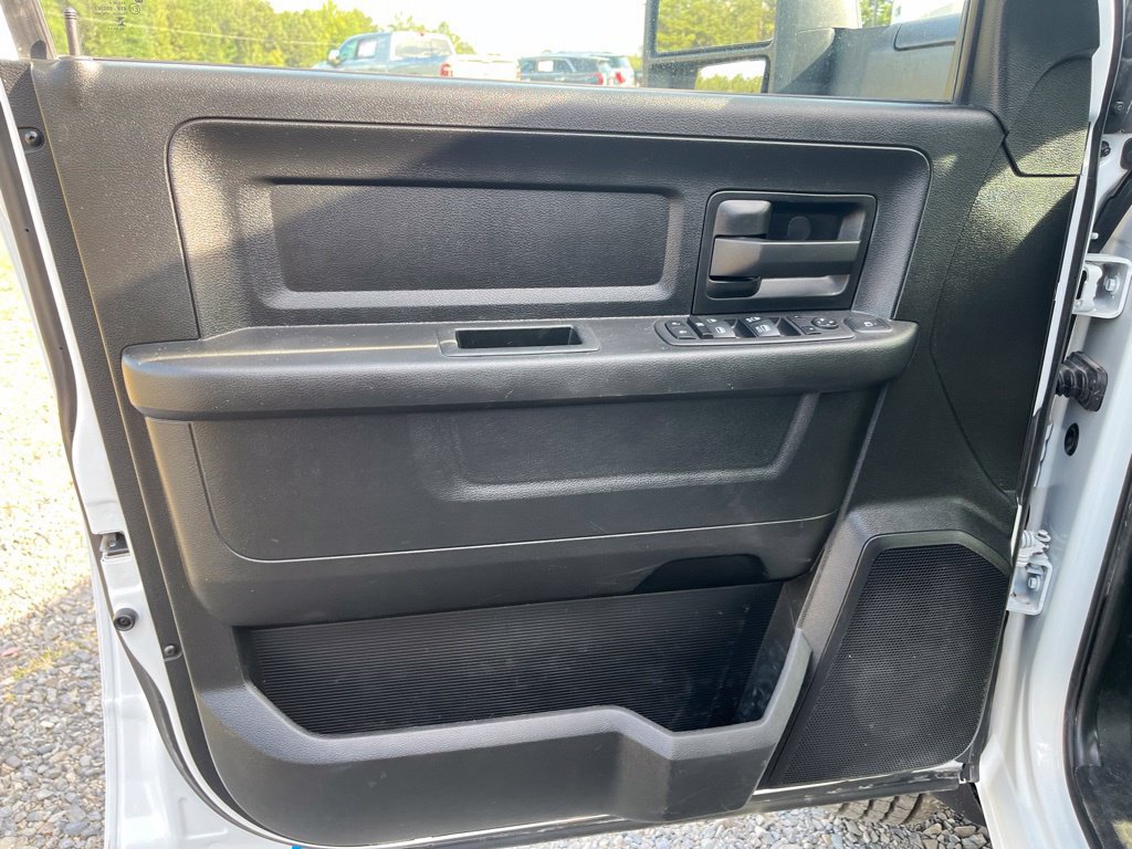 Used 2024 RAM 5500 Tradesman AWD/4WD image 11