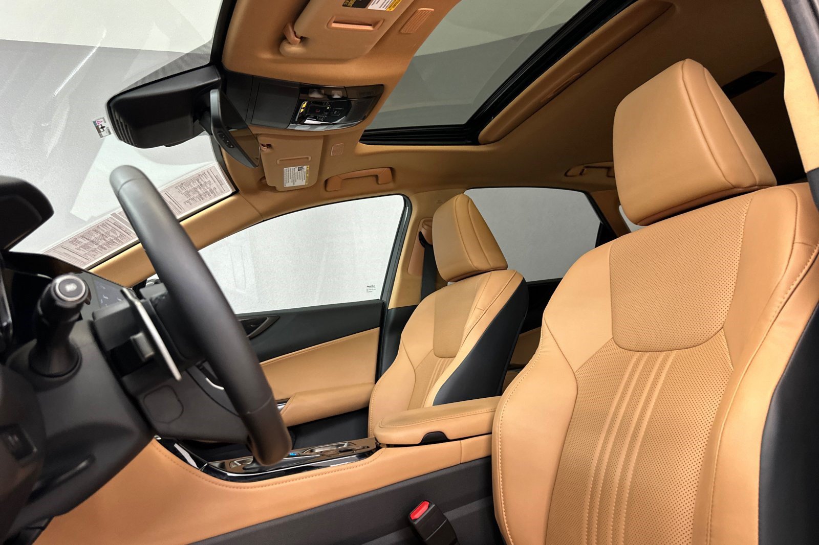 Used 2024 Lexus NX 250 FWD w/ Cold Area Package image 23