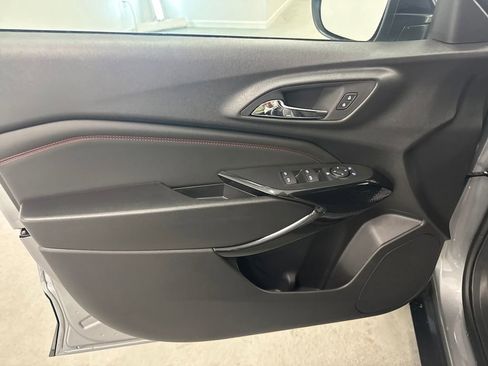New 2026 Chevrolet Trax RS w/ Sunroof Package FWD image 11