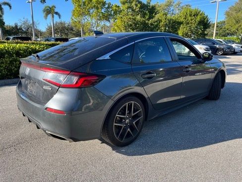 Used 2023 Honda Civic Sport Touring image 3