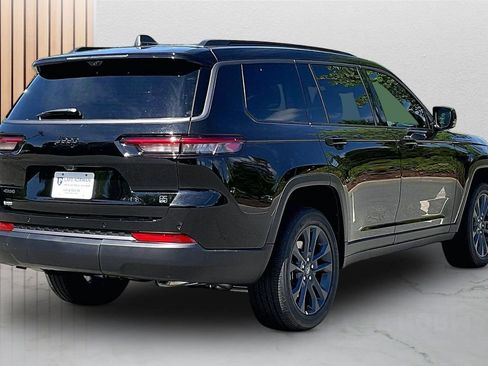 New 2026 Jeep Grand Cherokee L Limited AWD/4WD image 9