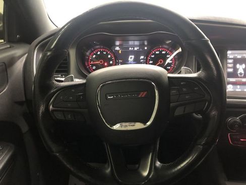 Used 2019 Dodge Charger SXT w/ Blacktop Package AWD/4WD image 16