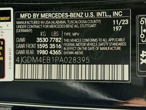 Used 2023 Mercedes-Benz EQS 580 4MATIC SUV image 25