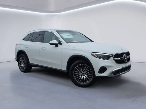 New 2026 Mercedes-Benz GLC 300 4MATIC image 2