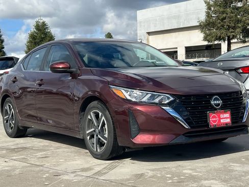 Used 2025 Nissan Sentra SV image 10