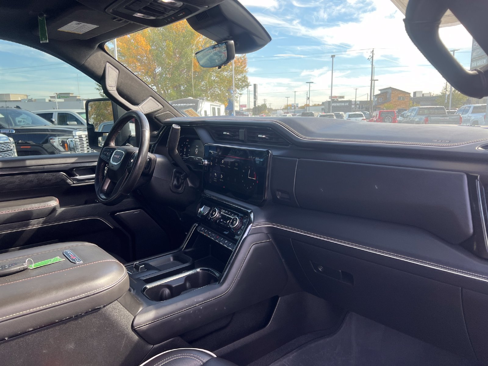 Used 2025 GMC Sierra 2500 AT4X AWD/4WD image 14