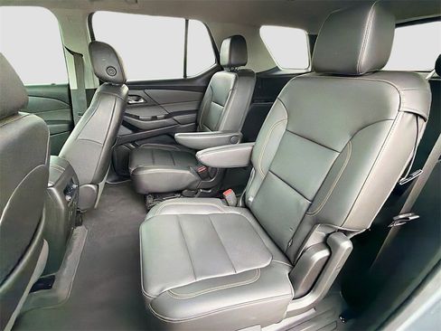 Used 2020 Chevrolet Traverse RS w/ LPO, Floor Liner Package image 23