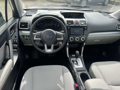 Used 2018 Subaru Forester 2.5i Premium image 23