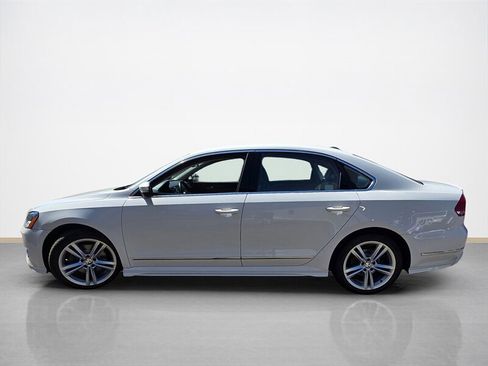 Used 2015 Volkswagen Passat 3.6 SEL Premium FWD image 7