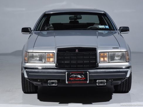 Used 1990 Lincoln Mark VII LSC image 2